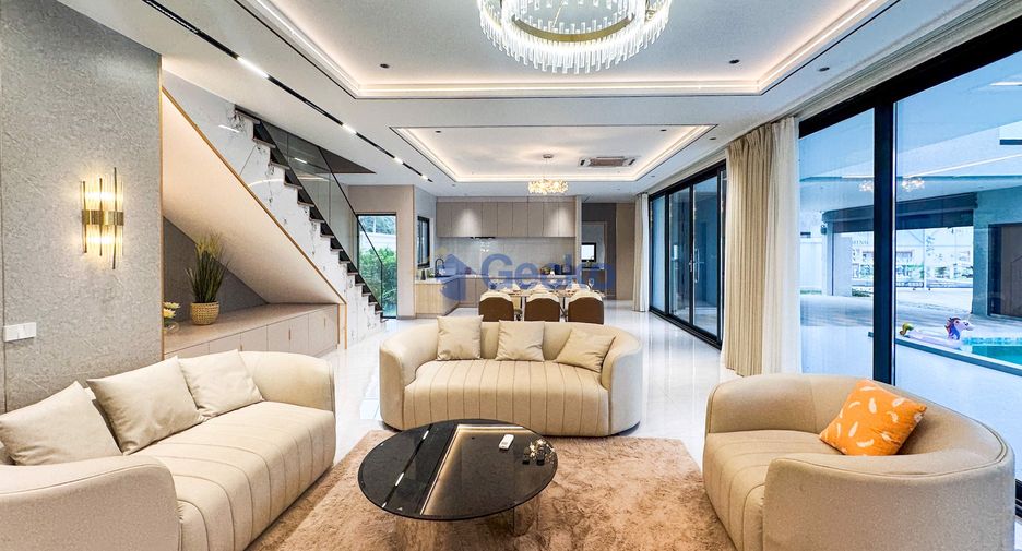 For sale 4 bedrooms house in Jomtien, Pattaya