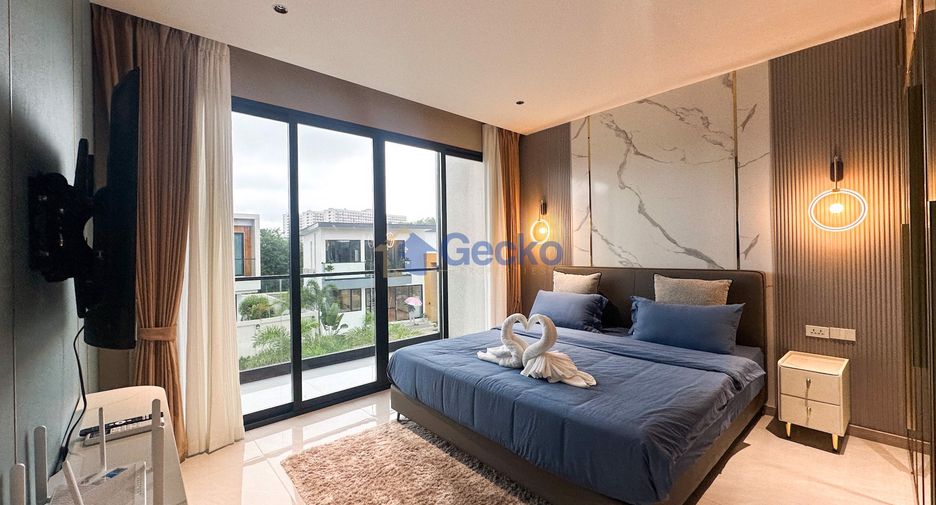 For sale 4 bedrooms house in Jomtien, Pattaya