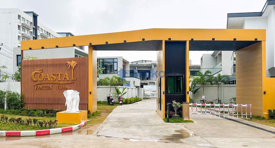 For sale 4 bedrooms house in Jomtien, Pattaya