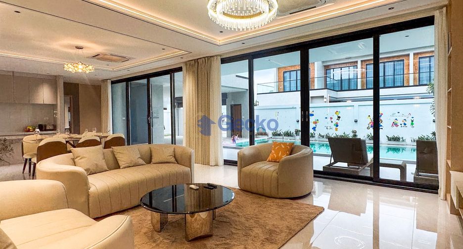 For sale 4 bedrooms house in Jomtien, Pattaya