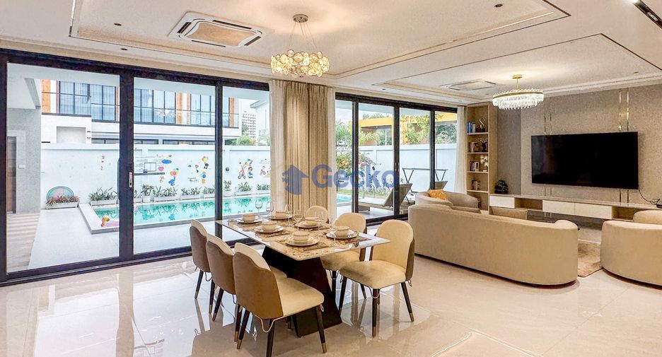 For sale 4 bedrooms house in Jomtien, Pattaya
