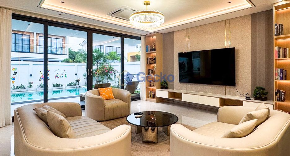 For sale 4 bedrooms house in Jomtien, Pattaya
