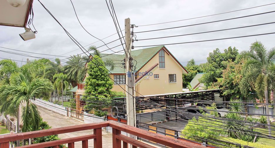 For rent 6 bedrooms house in East Pattaya, Pattaya