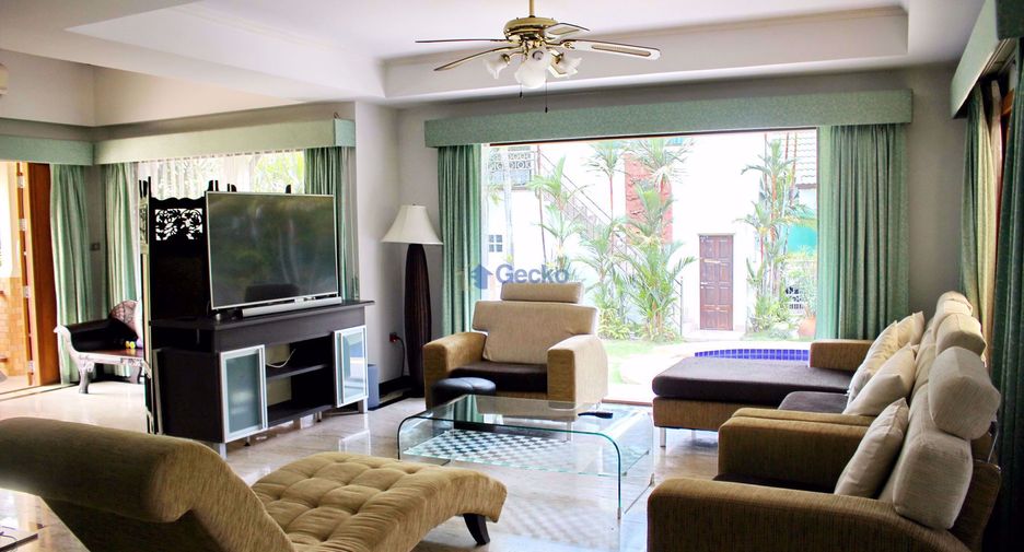 For rent 6 bedrooms house in East Pattaya, Pattaya