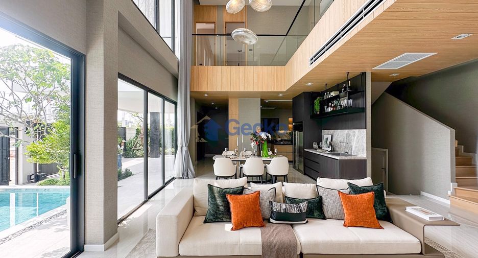Casa en venta de 4 habitaciones en South Pattaya, Pattaya