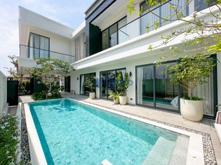 Casa en venta de 4 habitaciones en Bang Lamung, Chonburi