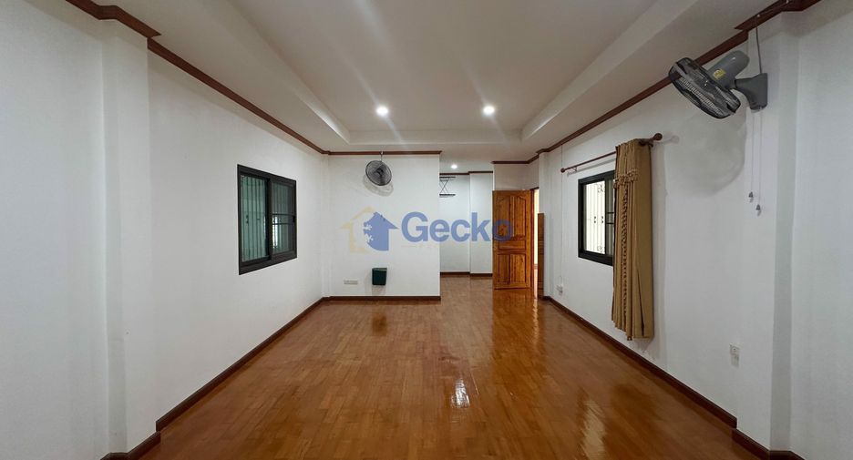 À vendre 4 chambres maison à Jomtien, Pattaya