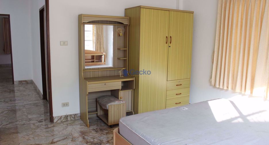Haus zum Kauf mit 3 Zimmer in Bang Lamung, Chonburi