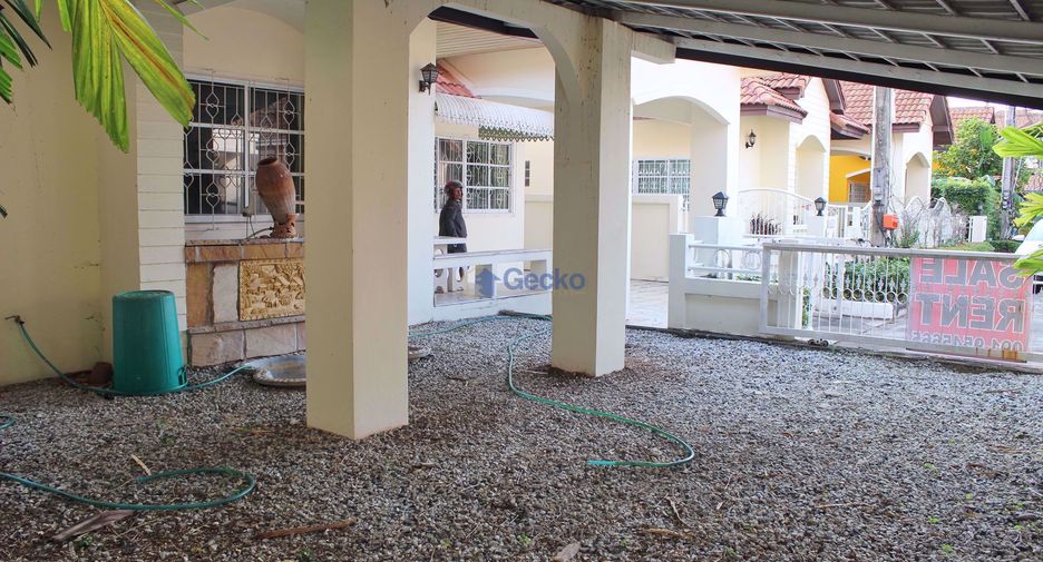 Haus zum Kauf mit 3 Zimmer in Bang Lamung, Chonburi