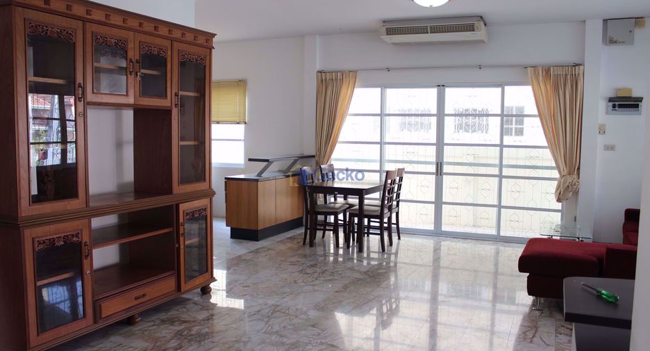 Haus zum Kauf mit 3 Zimmer in Bang Lamung, Chonburi