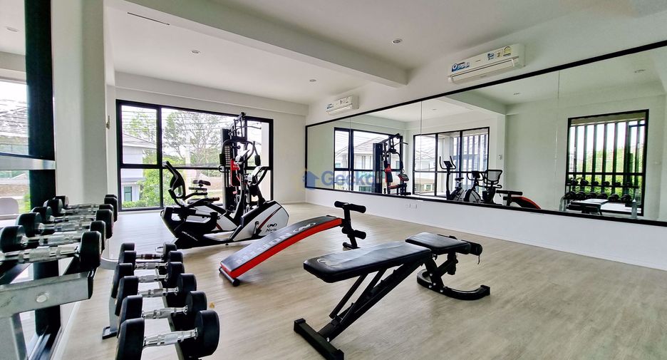 For sale 3 bedrooms house in East Pattaya, Pattaya