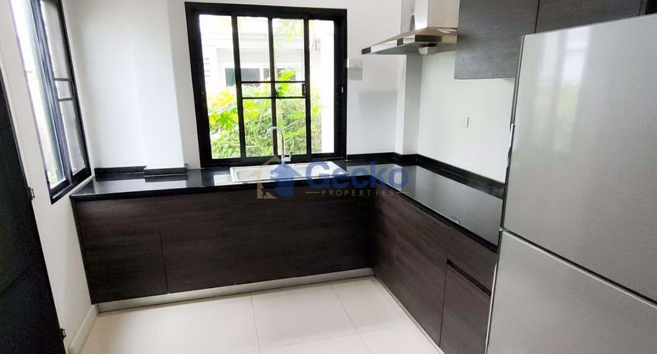 For sale 3 bedrooms house in East Pattaya, Pattaya