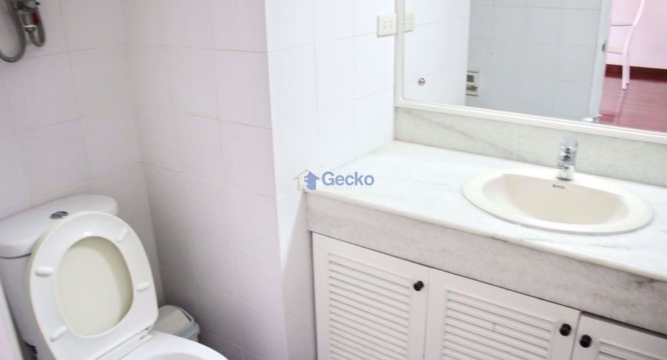 Condo en alquiler de 2 habitaciones en North Pattaya, Pattaya