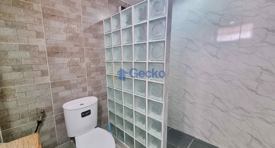 For rent 2 bedrooms condo in Pratumnak, Pattaya