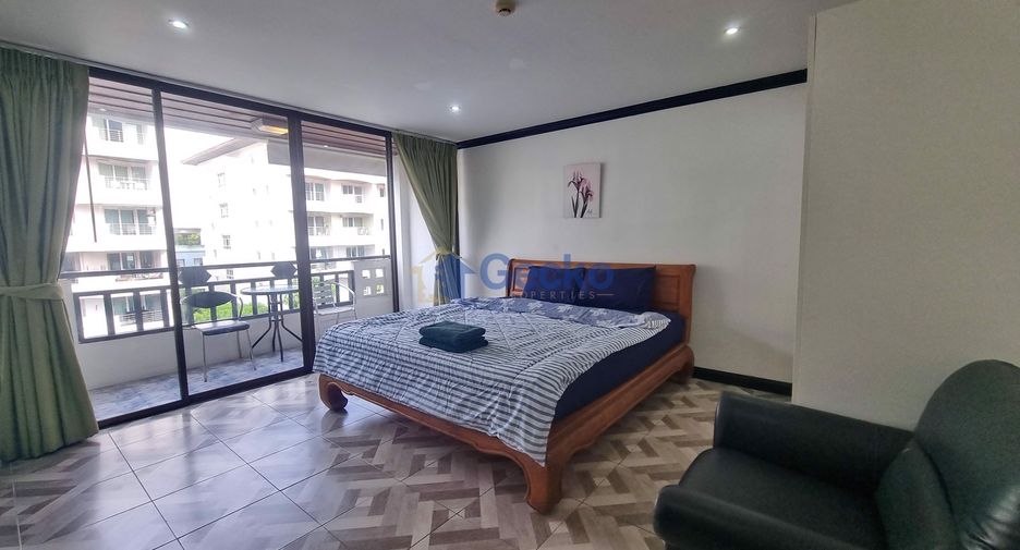 For rent 2 bedrooms condo in Pratumnak, Pattaya