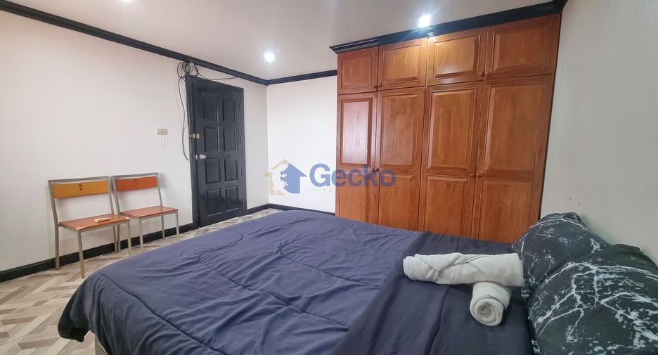 For rent 2 bedrooms condo in Pratumnak, Pattaya