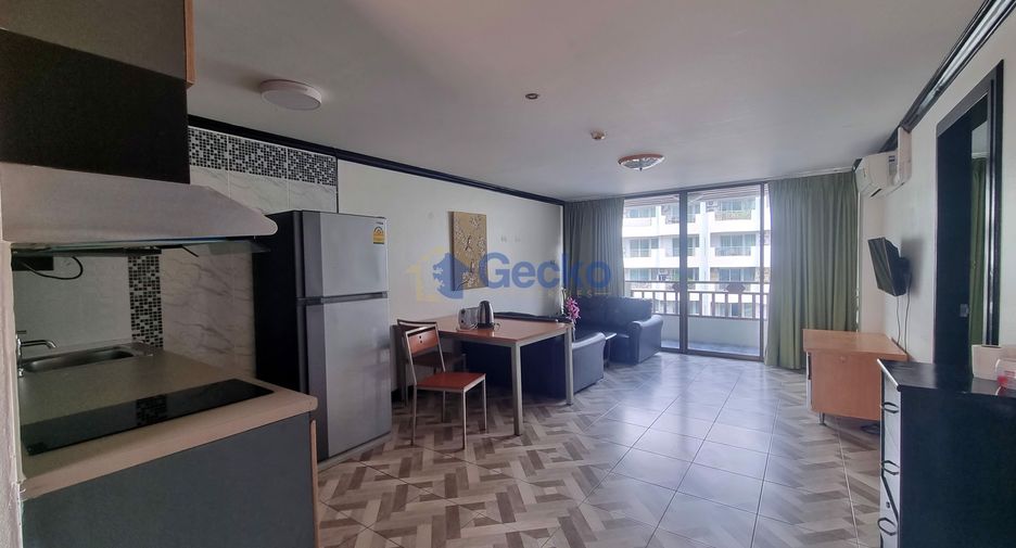 For rent 2 bedrooms condo in Pratumnak, Pattaya