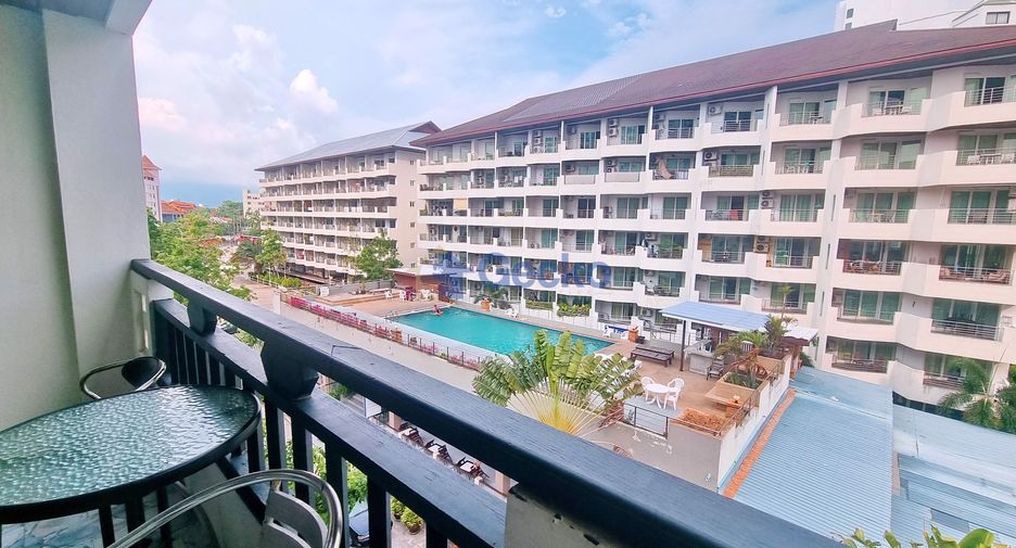 For rent 2 bedrooms condo in Pratumnak, Pattaya