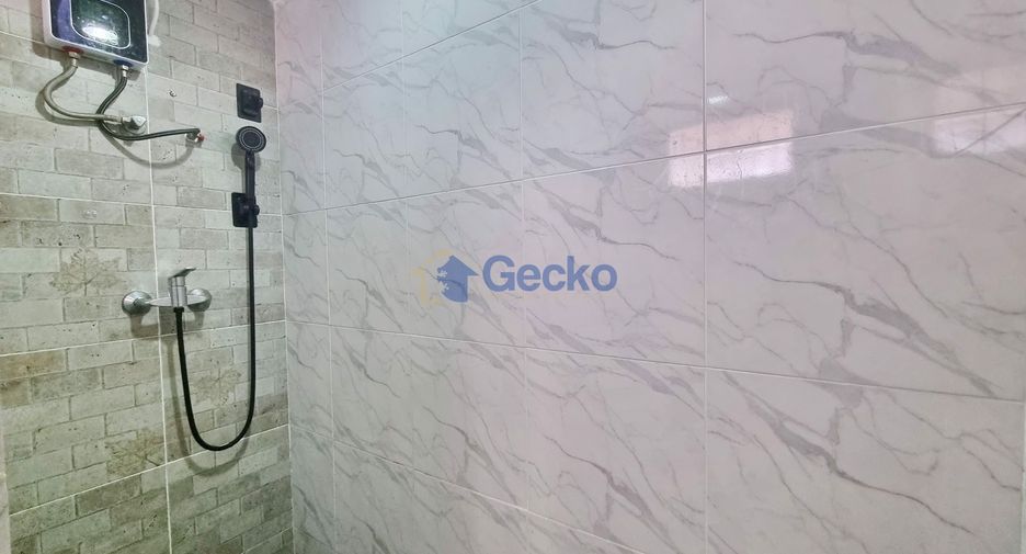 For rent 2 bedrooms condo in Pratumnak, Pattaya
