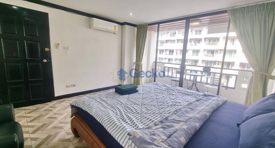 For rent 2 bedrooms condo in Pratumnak, Pattaya