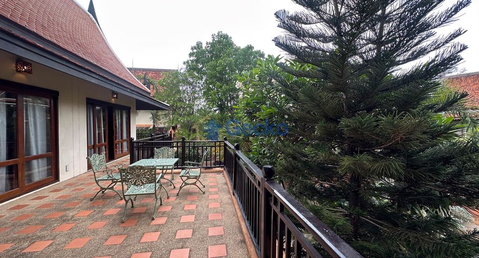 Casa en alquiler de 4 habitaciones en Jomtien, Pattaya