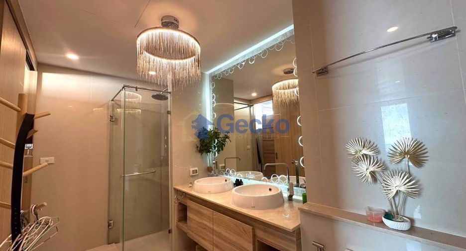 For sale 2 bedrooms condo in Jomtien, Pattaya