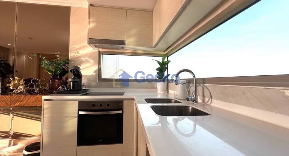 For sale 2 bedrooms condo in Jomtien, Pattaya