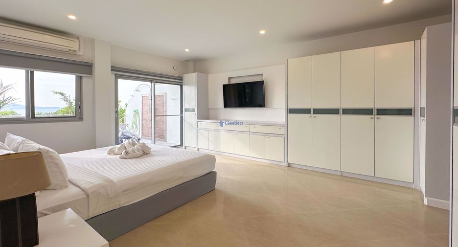 Condo en venta de 4 habitaciones en Pratumnak, Pattaya
