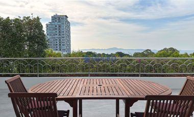 À vendre 4 chambres condo à Pratumnak, Pattaya