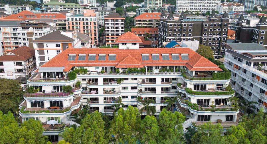 Condo en venta de 4 habitaciones en Pratumnak, Pattaya