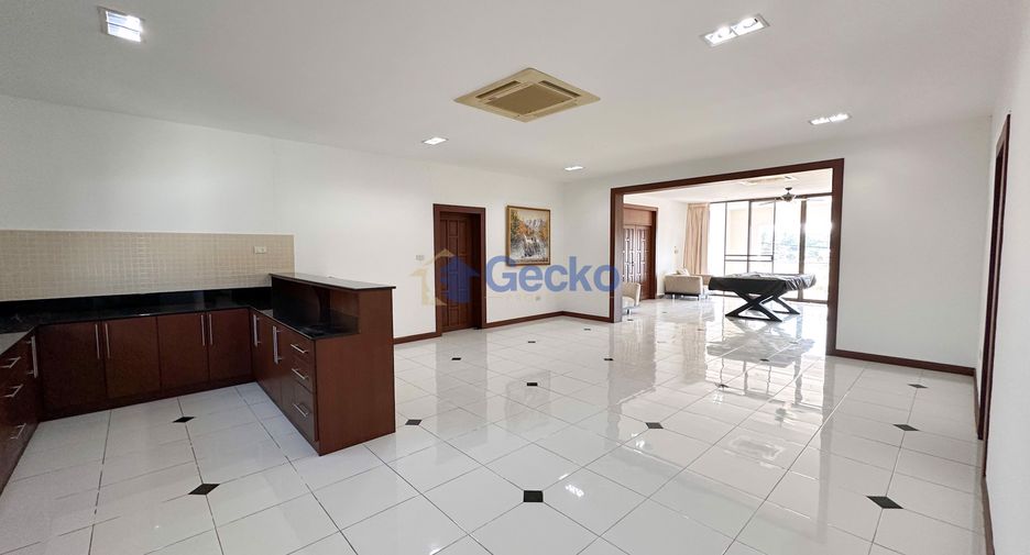 Haus zur Miete mit 5 Zimmer in East Pattaya, Pattaya