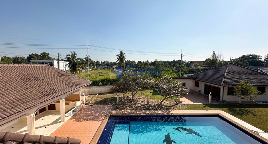 Haus zur Miete mit 5 Zimmer in East Pattaya, Pattaya