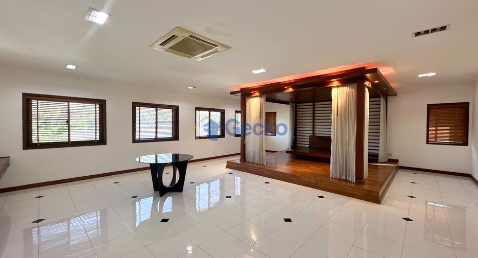 Haus zur Miete mit 5 Zimmer in East Pattaya, Pattaya