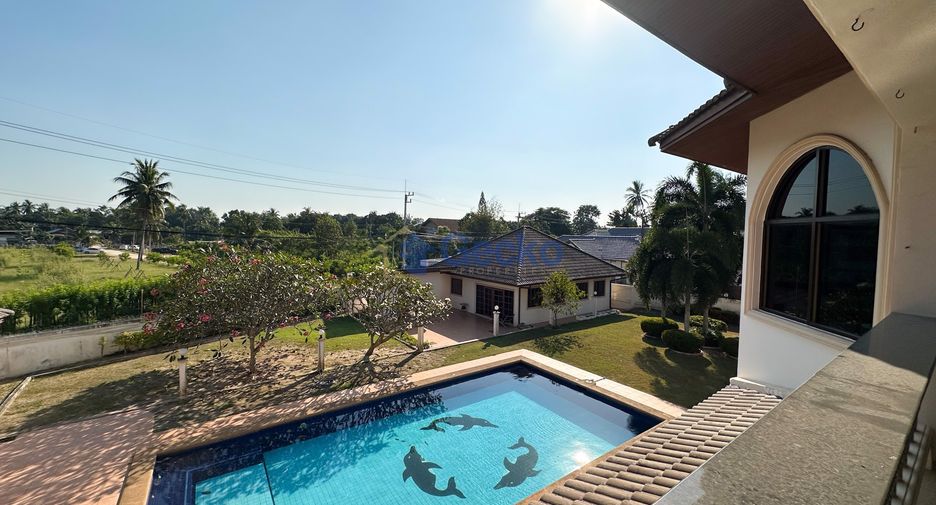 Haus zur Miete mit 5 Zimmer in East Pattaya, Pattaya