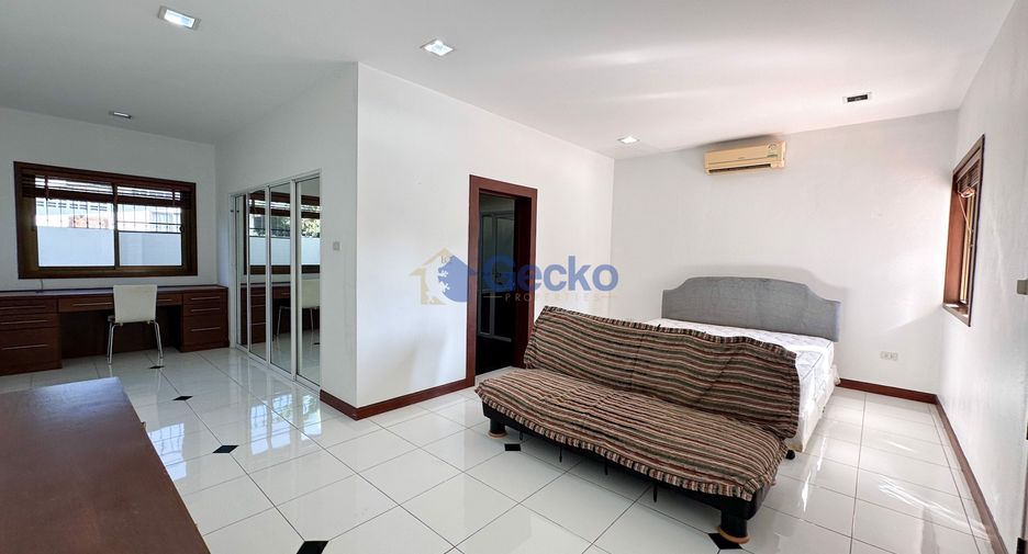 Haus zur Miete mit 5 Zimmer in East Pattaya, Pattaya