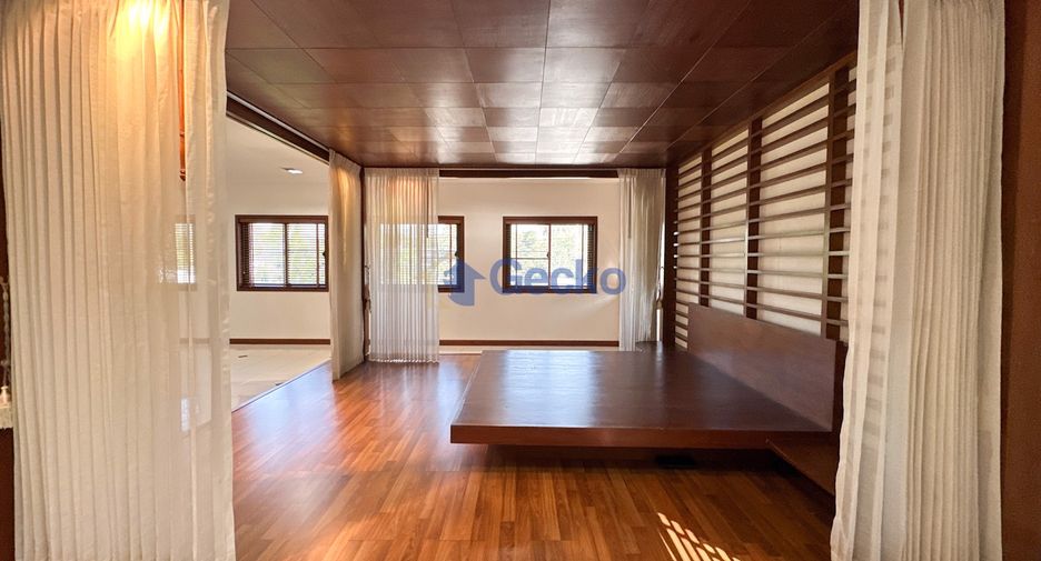 Haus zur Miete mit 5 Zimmer in East Pattaya, Pattaya