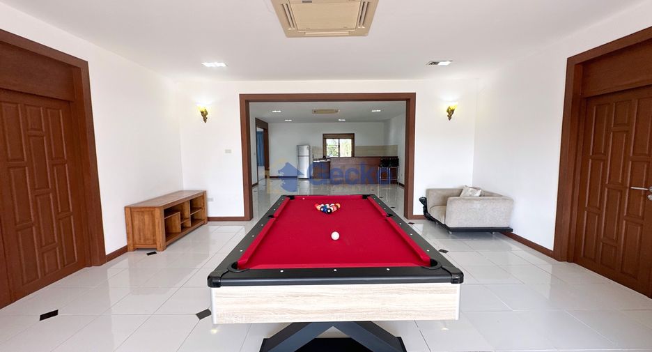 Haus zur Miete mit 5 Zimmer in East Pattaya, Pattaya