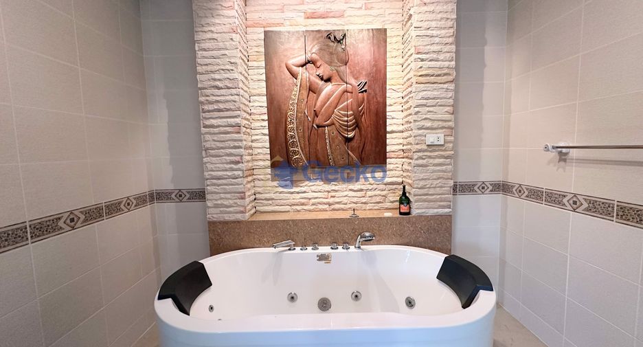 Haus zur Miete mit 5 Zimmer in East Pattaya, Pattaya