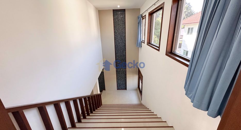 Haus zur Miete mit 5 Zimmer in East Pattaya, Pattaya