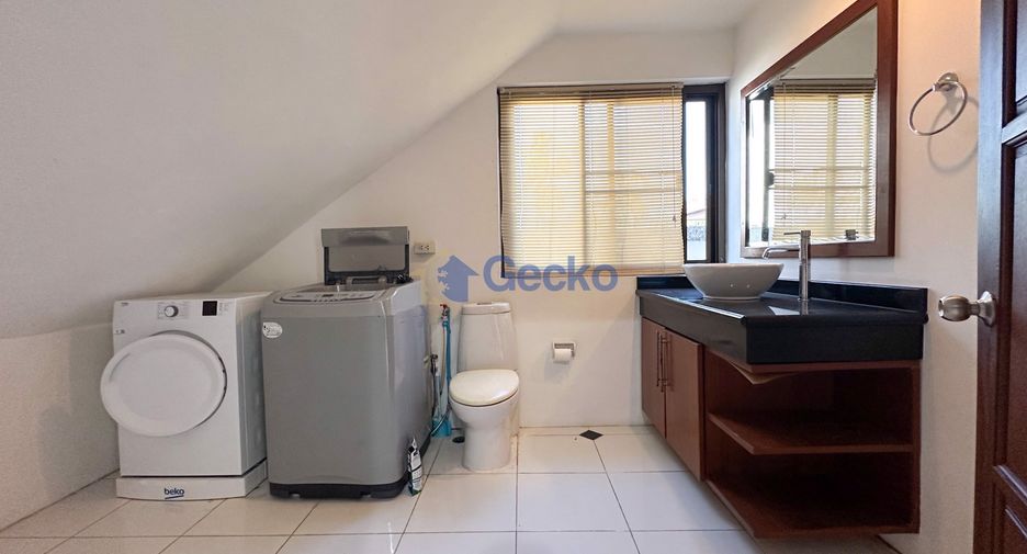 Haus zur Miete mit 5 Zimmer in East Pattaya, Pattaya