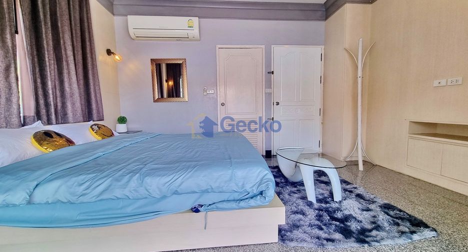 For rent 4 bedrooms house in Central Pattaya, Pattaya