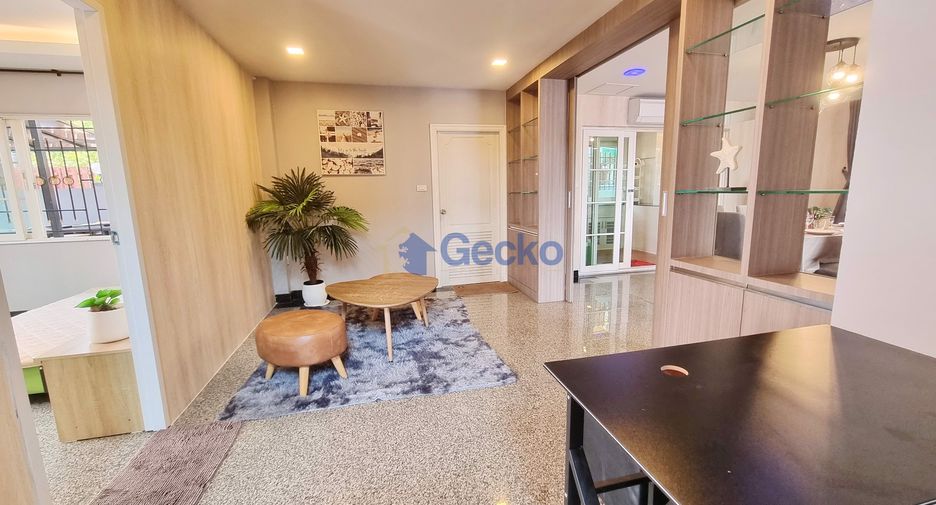 For rent 4 bedrooms house in Central Pattaya, Pattaya