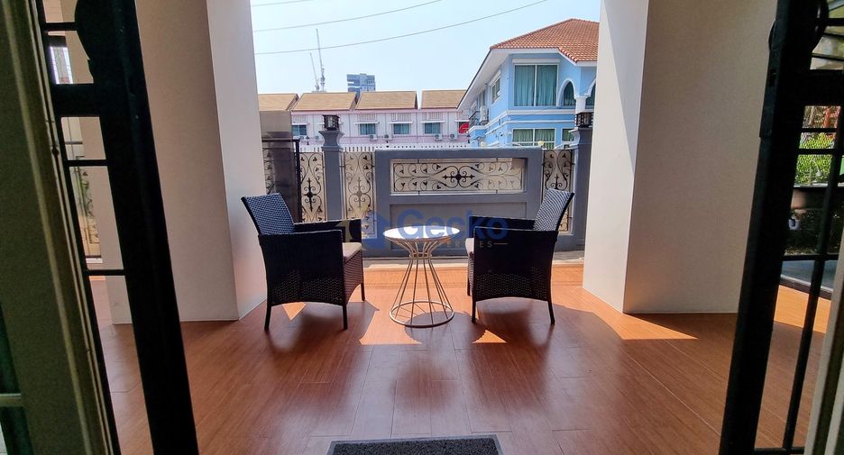 For rent 4 bedrooms house in Central Pattaya, Pattaya