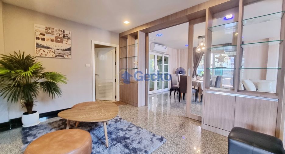For rent 4 bedrooms house in Central Pattaya, Pattaya