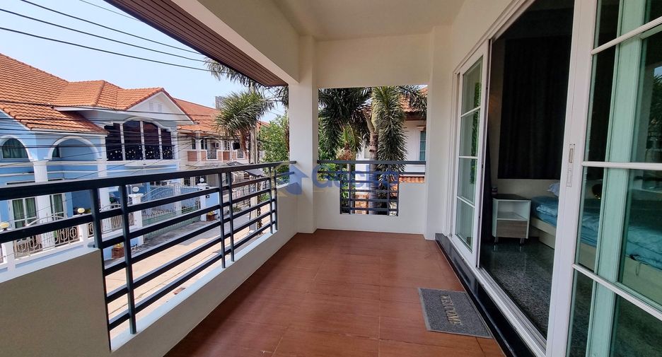 For rent 4 bedrooms house in Central Pattaya, Pattaya