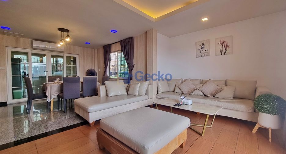 For rent 4 bedrooms house in Central Pattaya, Pattaya