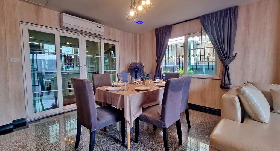 For rent 4 bedrooms house in Central Pattaya, Pattaya