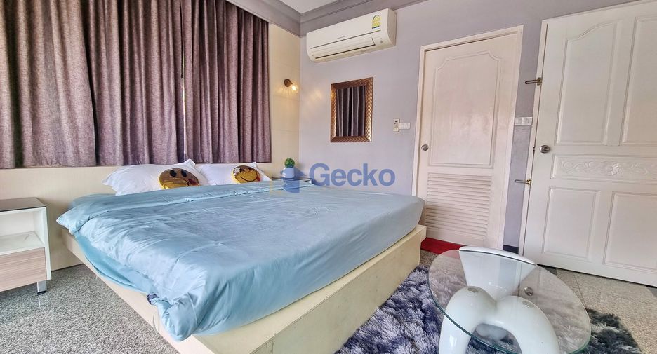For rent 4 bedrooms house in Central Pattaya, Pattaya