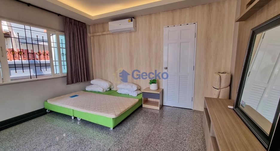 For rent 4 bedrooms house in Central Pattaya, Pattaya