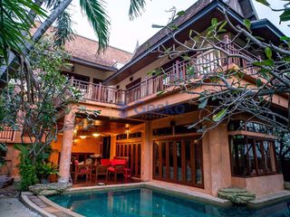 À louer et à vendre 4 chambres maison à Bang Lamung, Chonburi